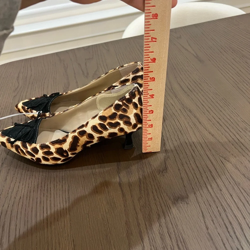 Enzo Angiolini Leopard Print with black  Heels size 8